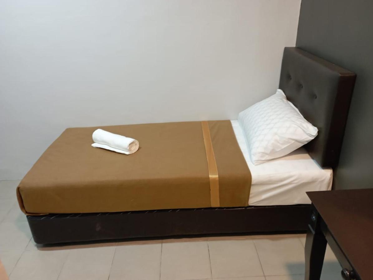 D Layaran Kuantan Lpt Exit 833酒店 外观 照片
