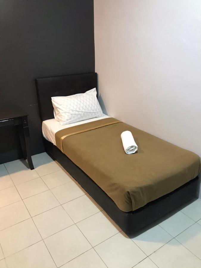 D Layaran Kuantan Lpt Exit 833酒店 外观 照片