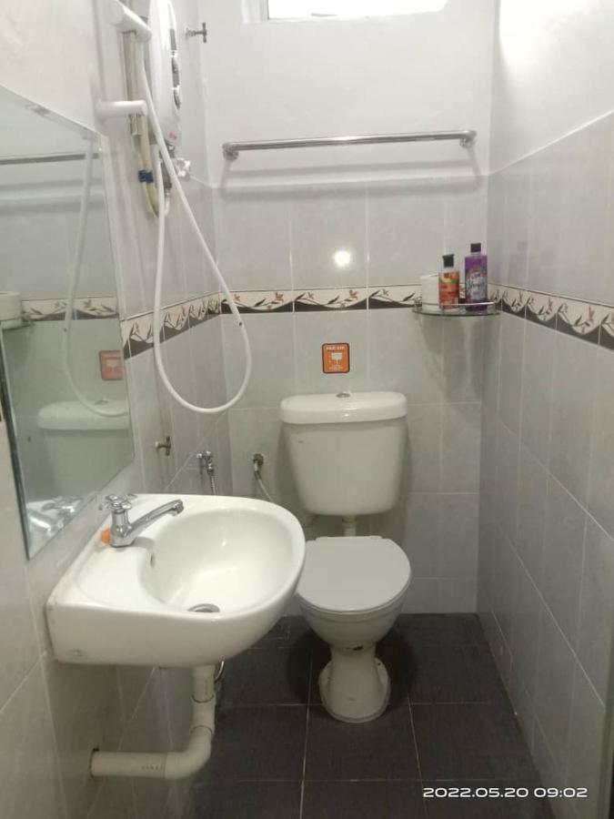 D Layaran Kuantan Lpt Exit 833酒店 外观 照片